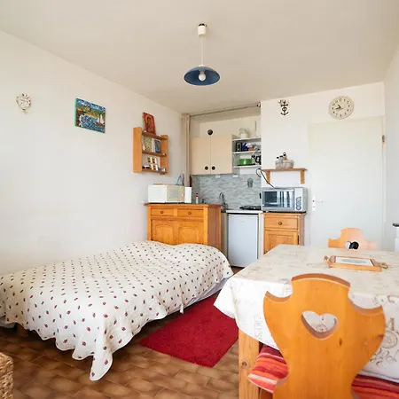Face A La Apartment