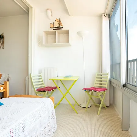 Face A La Apartment *